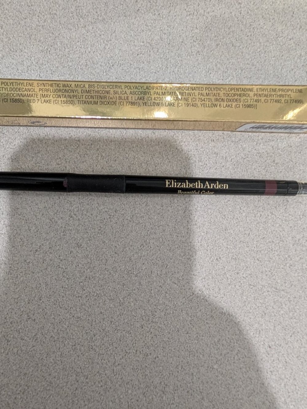 Elizabeth Arden plum wine lip liner